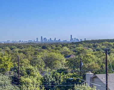 8104 Dunn St - Photo Thumbnail 3