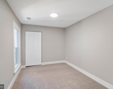 81 Liberty Street - Photo Thumbnail 13