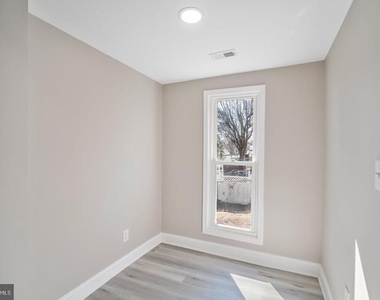81 Liberty Street - Photo Thumbnail 10