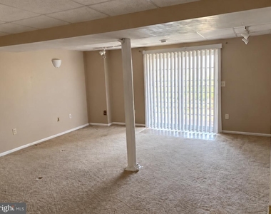 702 Medinah Circle - Photo Thumbnail 9