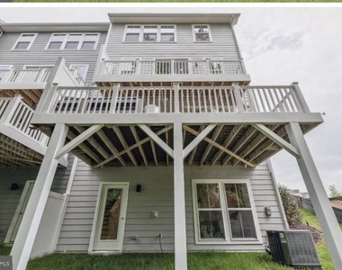 9570 Killenney Pl Place - Photo Thumbnail 10