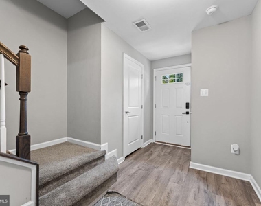 12248 Timberlake Place - Photo Thumbnail 2