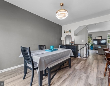 12248 Timberlake Place - Photo Thumbnail 9