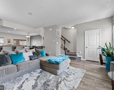 12248 Timberlake Place - Photo Thumbnail 10
