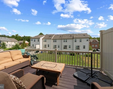 12248 Timberlake Place - Photo Thumbnail 7