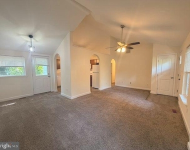 4215 Calvert Drive - Photo Thumbnail 1