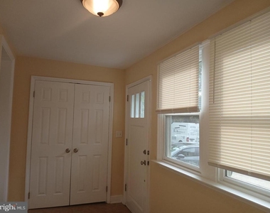 5 Broadship Road - Photo Thumbnail 22