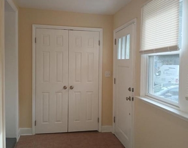 5 Broadship Road - Photo Thumbnail 21