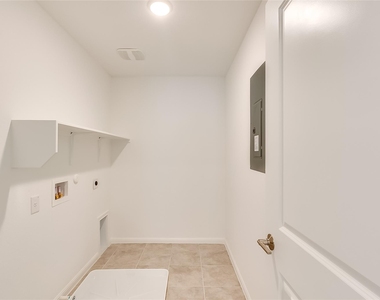 1616 Iberville Dr - Photo Thumbnail 26