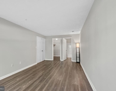 550 Kennington Road - Photo Thumbnail 24