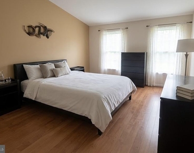 601 Sungold Road - Photo Thumbnail 4