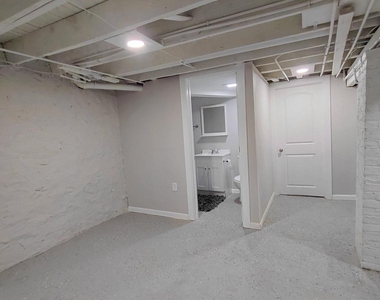 502 Lyndhurst Street - Photo Thumbnail 24