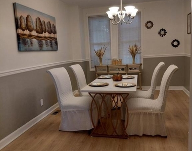 502 Lyndhurst Street - Photo Thumbnail 19