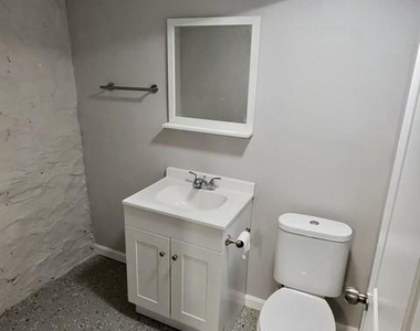 502 Lyndhurst Street - Photo Thumbnail 25