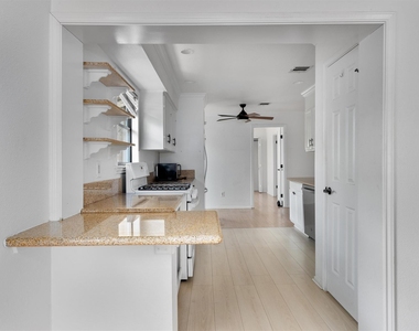 2710 E 3rd St - Photo Thumbnail 4