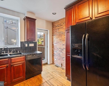 1407 Webster Street - Photo Thumbnail 7