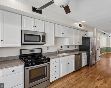 1618 Marshall Street - Photo Thumbnail 2