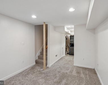 1618 Marshall Street - Photo Thumbnail 22