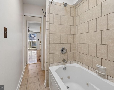 1618 Marshall Street - Photo Thumbnail 15