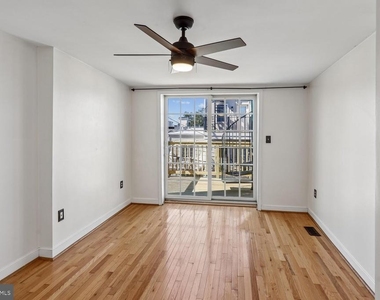 1618 Marshall Street - Photo Thumbnail 11