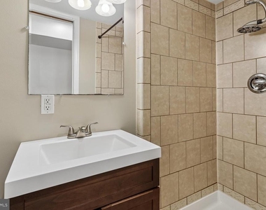 1618 Marshall Street - Photo Thumbnail 26