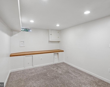 1618 Marshall Street - Photo Thumbnail 23