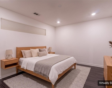 4361 S Congress Ave - Photo Thumbnail 9