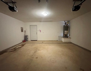 106 Watercourse Way - Photo Thumbnail 34