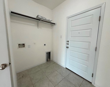 106 Watercourse Way - Photo Thumbnail 32