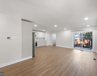 1746 Waldorf Court - Photo Thumbnail 3