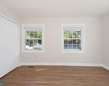 1746 Waldorf Court - Photo Thumbnail 19