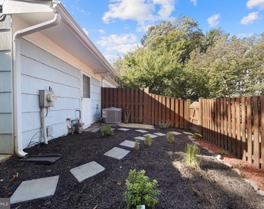 1746 Waldorf Court - Photo Thumbnail 42