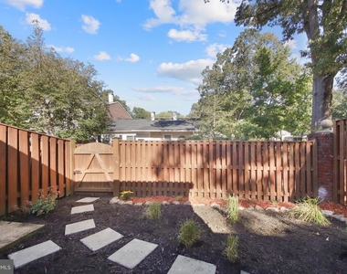 1746 Waldorf Court - Photo Thumbnail 46