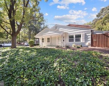 1746 Waldorf Court - Photo Thumbnail 50