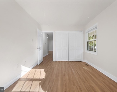 1746 Waldorf Court - Photo Thumbnail 21