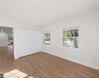1746 Waldorf Court - Photo Thumbnail 20