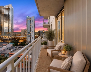 222 West Ave - Photo Thumbnail 16