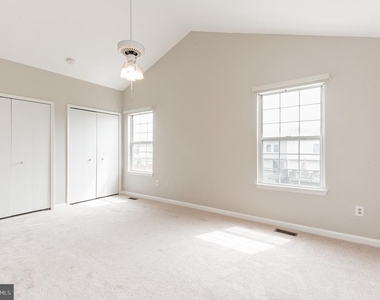 747 Dayspring Drive - Photo Thumbnail 16