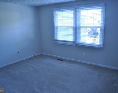 1662 Canonade Court - Photo Thumbnail 10