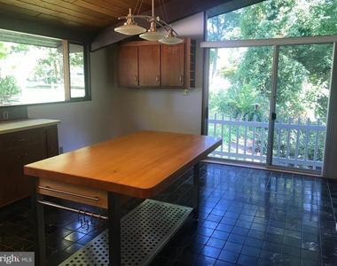 2 Arlie Drive - Photo Thumbnail 5