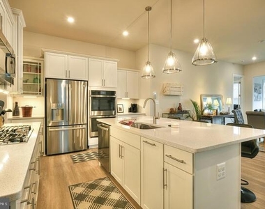 33910 Bridget Lane - Photo Thumbnail 11