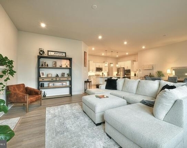 33910 Bridget Lane - Photo Thumbnail 5