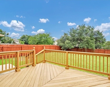 1405 Scottsdale Dr - Photo Thumbnail 17