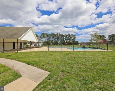 33829 Connecticut Avenue - Photo Thumbnail 18