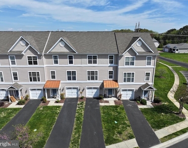 33829 Connecticut Avenue - Photo Thumbnail 1