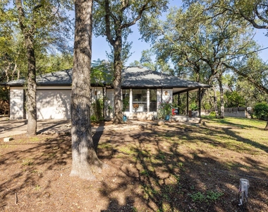 445 Rocky River Rd - Photo Thumbnail 5