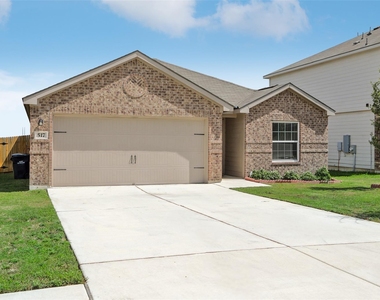 517 Riverdale Dr - Photo Thumbnail 33