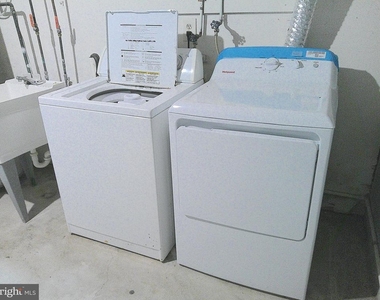 5041 E Woodmill Drive - Photo Thumbnail 12