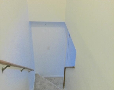 5041 E Woodmill Drive - Photo Thumbnail 6