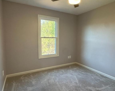 141 Attic Court - Photo Thumbnail 17
